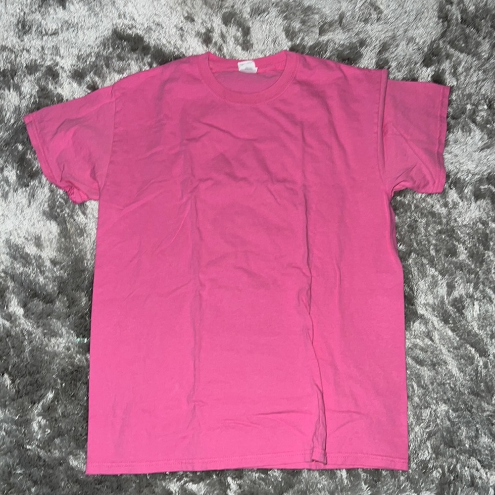 Plain pink tshirt